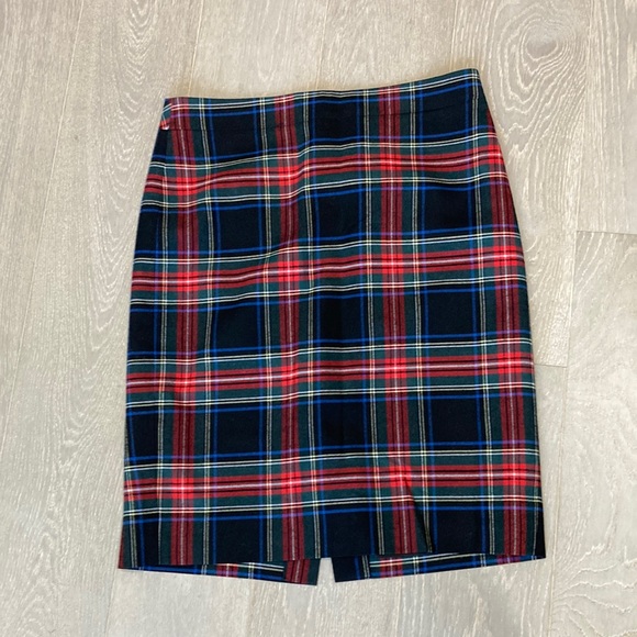J Crew Factory plaid pencil skirt, size 0 - Picture 1 of 3